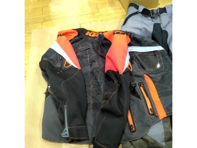 KTM POWERWEAR ジャケット+パンツ