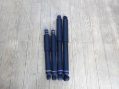 トヨタ純正 200系ハイエース 純正ショック