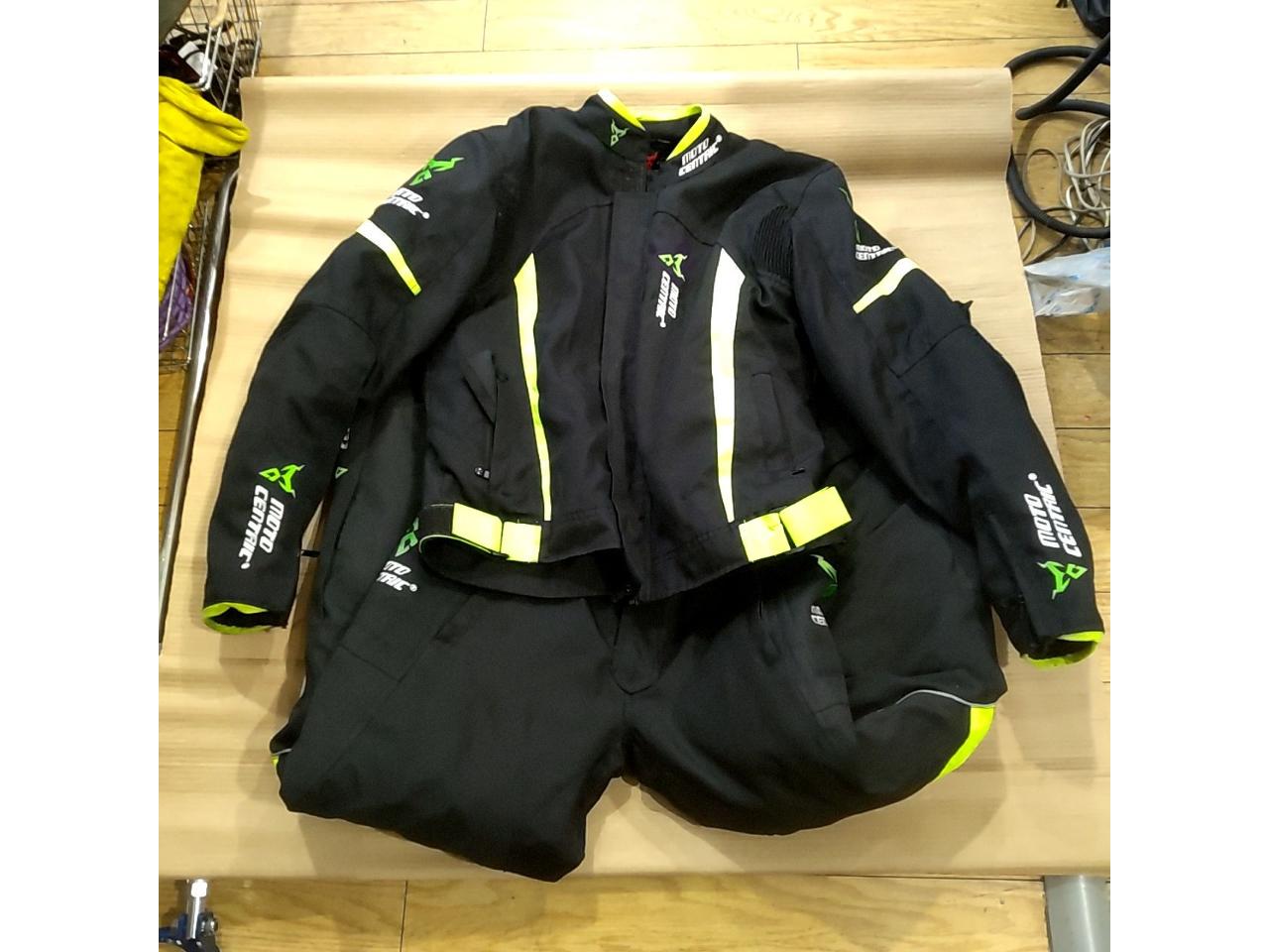 Moto
Centric
Jacket &amp; pants