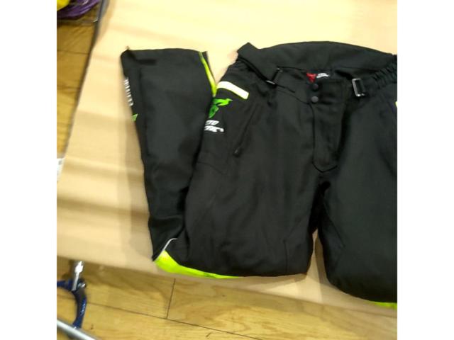 Moto Centric ジャケット&パンツ
