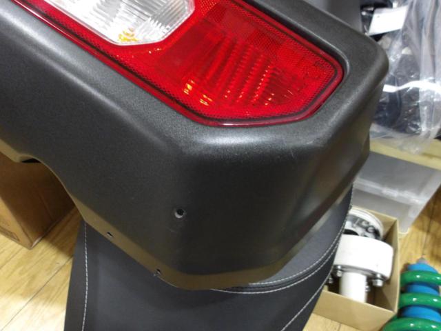 Suzuki genuine
Jimny
JB64W
Genuine rear bumper + genuine taillights