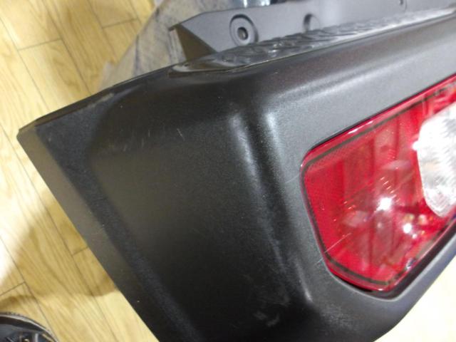 Suzuki genuine
Jimny
JB64W
Genuine rear bumper + genuine taillights