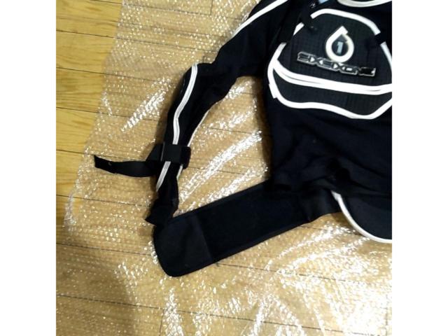 SIXSIXONE (Six Six One)
Body protector