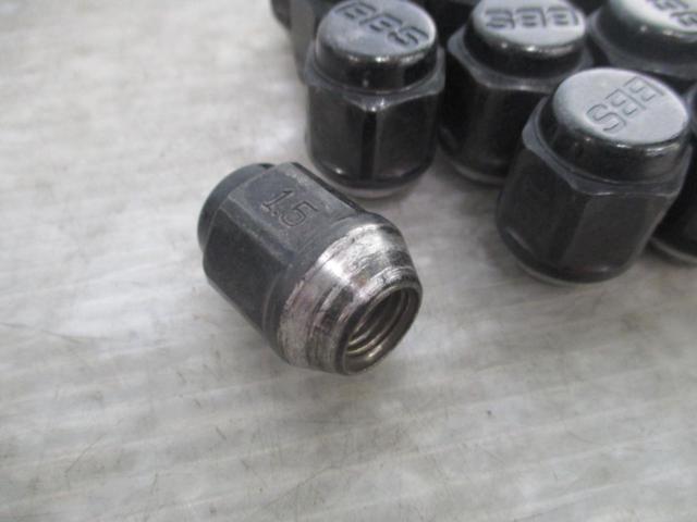 BBS
McGard lock nut set
M12 × P1.5
21 HEX
Four 16 + lock nut