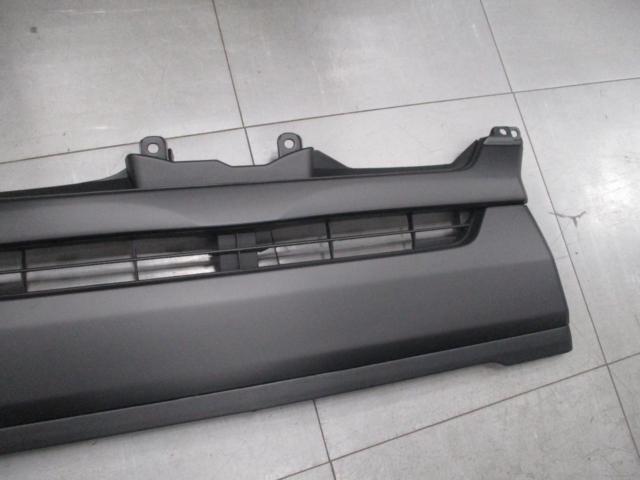 ハイエース/200系/1-8型/ナロー フロントグリル