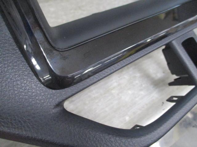 トヨタ純正 80系ノア/ヴォクシー 純正オーディオパネル