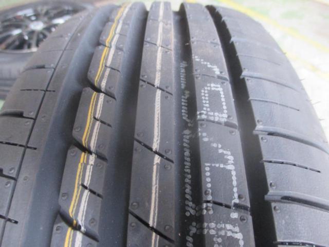 With new tire weds (Weds)
GYLE
Spoke wheels
+
KENDA (Kenda)
KR 203
195 / 65R15
91H