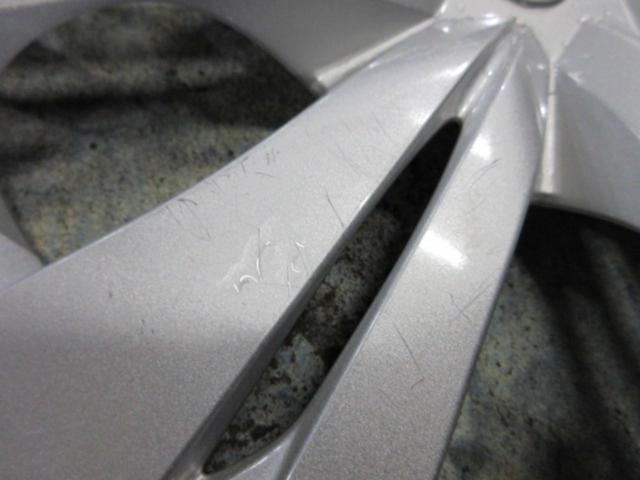 Toyota 90 Series Noah/Voxy
4 genuine steel wheels