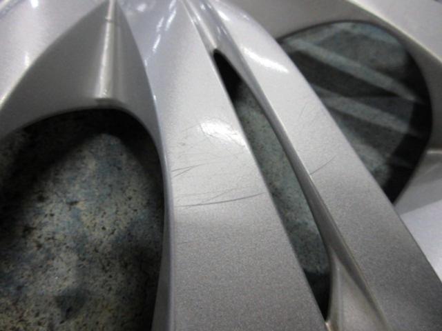 Toyota 90 Series Noah/Voxy
4 genuine steel wheels