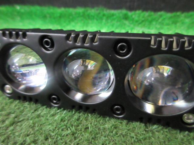 【メーカー不明】バイク用3連フォグランプ 2カラー 2個セット