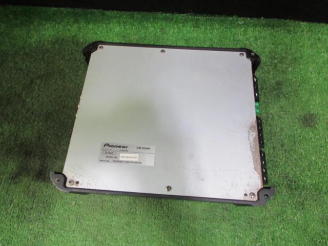 carrozzeria GM-D8400
4ch amplifier