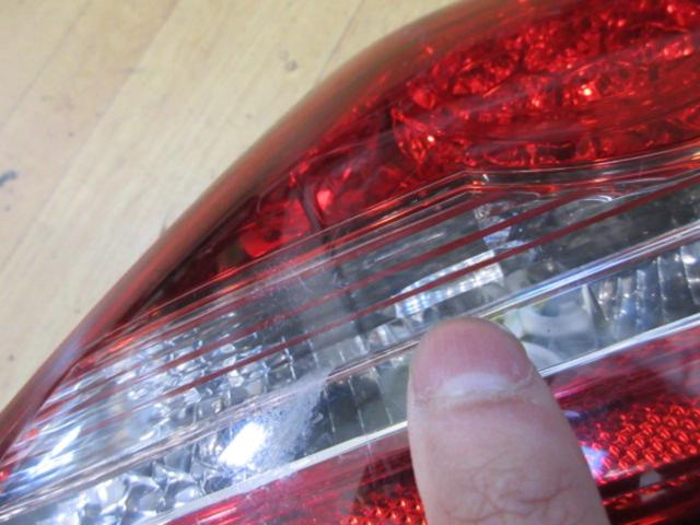【TOYOTA】200系クラウンアスリート 前期純正テールレンズ トランク部分のみ左右セット ※キズ多