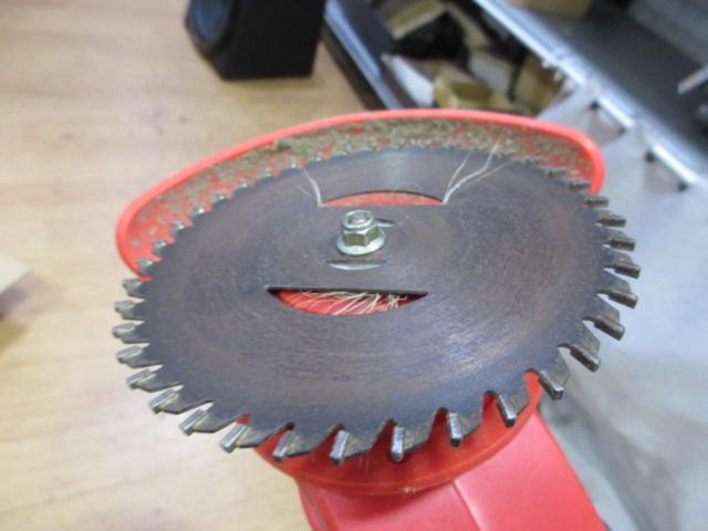 【メーカー不明】24V 充電式草刈り機