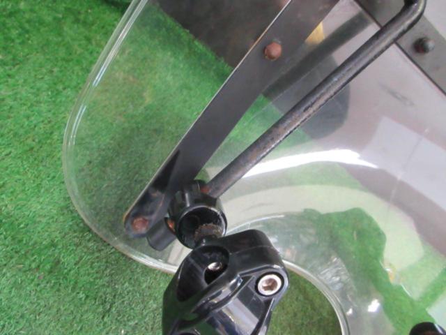 【メーカー不明】クランプタイプ 汎用ウインドシールド/スクリーン ※使用感多