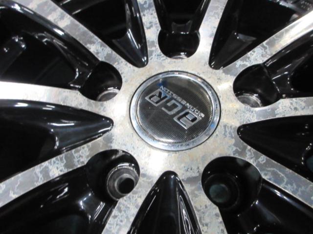 AGR 10-spoke
+BRIDGESTONEBLIZZAK
VRX2
215 / 65R16