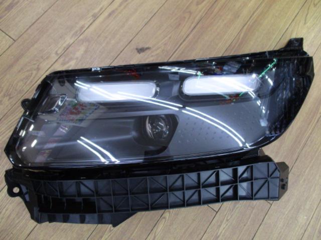 HONDA フリード/GT系 純正ヘッドライト