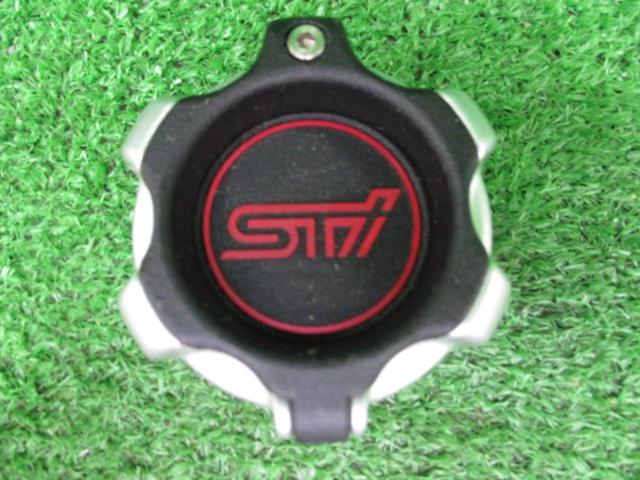 STI オイルフィラーキャップ