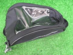 Capacity 2.3L
TANAX
MOTOFIZZ
Light Sport Tank Bag