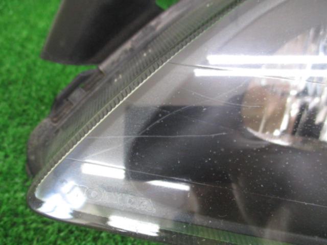 HONDA
Accord/CF series
Late version
Only the left side of the original headlight.
