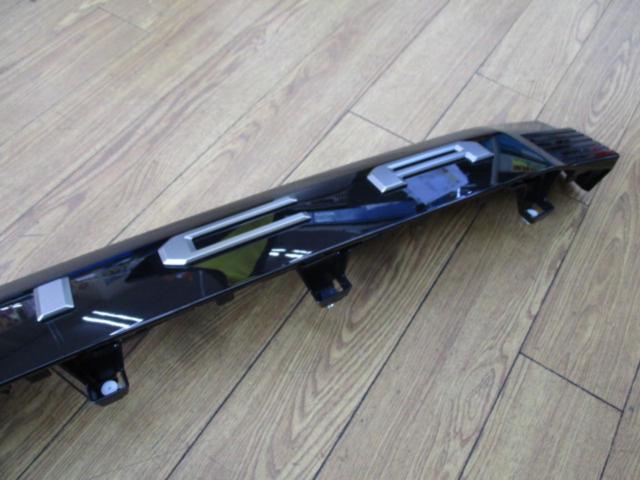 MITSUBISHI デリカD:5/CV1W 後期 純正バックドアガーニッシュ