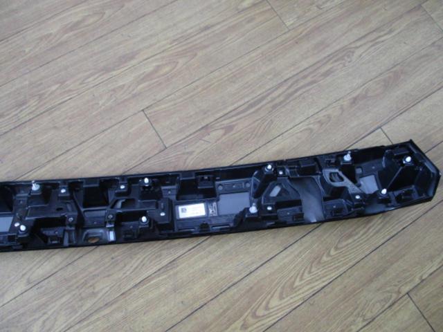 MITSUBISHI デリカD:5/CV1W 後期 純正バックドアガーニッシュ