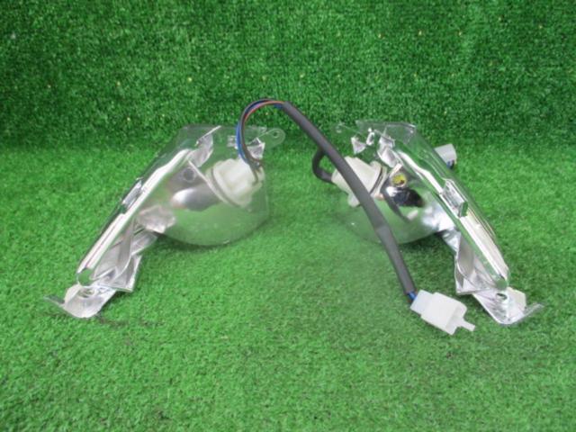 【マジェスティ250/SG03J】 メーカー不明 ウインカーレンズ