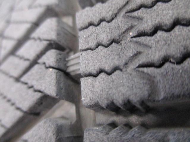 ABE SHOKAI LA STRADA TIRADO ETA + BRIDGESTONE BLIZZAK VRX2(2022年製造)
