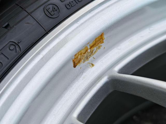 *Sold in sets of two. Genuine Nissan parts.
Skyline GT-R [R32]
V-SPEC genuine aluminum wheels
