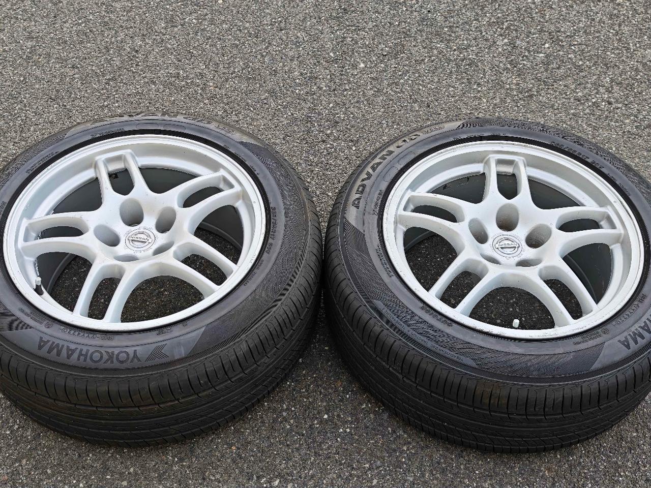 *Sold as a set of two genuine Nissan Skyline GT-R [R33] aluminum wheels.