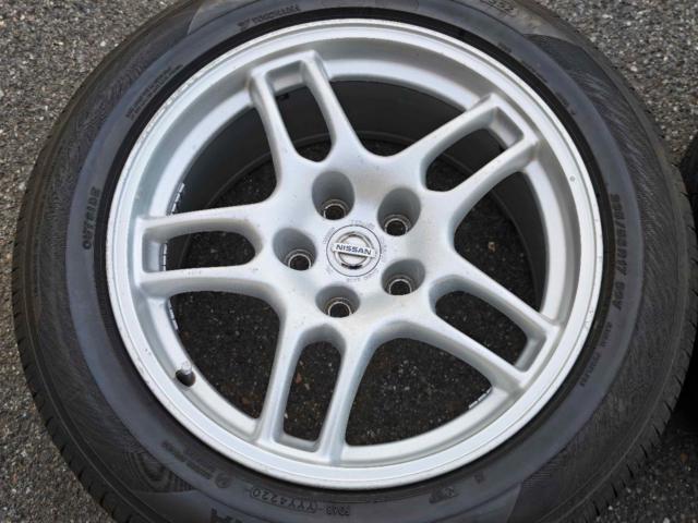*Sold as a set of two genuine Nissan Skyline GT-R [R33] aluminum wheels.