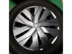 Genuine Nissan parts
C28 Serena genuine 16-inch steel wheels