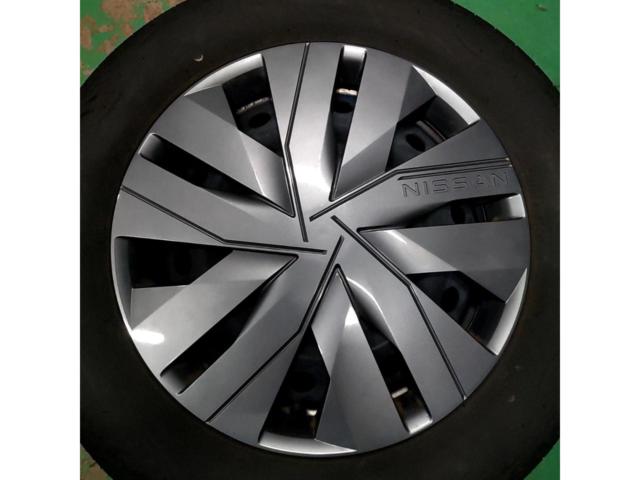 Genuine Nissan parts
C28 Serena genuine 16-inch steel wheels