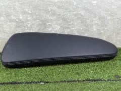 ☆納車外し品☆【三菱純正】デリカD:5/CV1W 純正アームレスト
