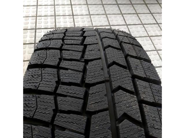 25-year-old, excellent condition with plenty of tread left! TOPYTEAM (suitable for New Beetle, Golf 4, etc.)
SPARCO
Valosa
ver.2 + DUNLOP WINTERMAXX
WM02