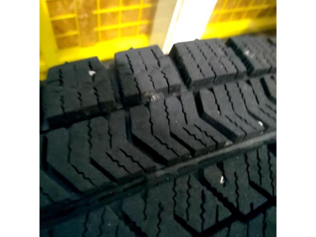 ※溝少ないので1シーズン利用に...軽カーサイズ!【weds】LAUFBAHN+【BRIDGESTONE】BLIZZAK VRX2