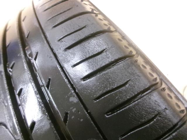 RAYS (Rays)
VOLK
RACING
TE37
KCR
+
YOKOHAMA (Yokohama)
BluEarth
RV-02CK