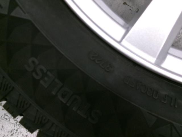 weds(ウェッズ)  ravrion RS01   + Continental(コンチネンタル) NorthContact NC6