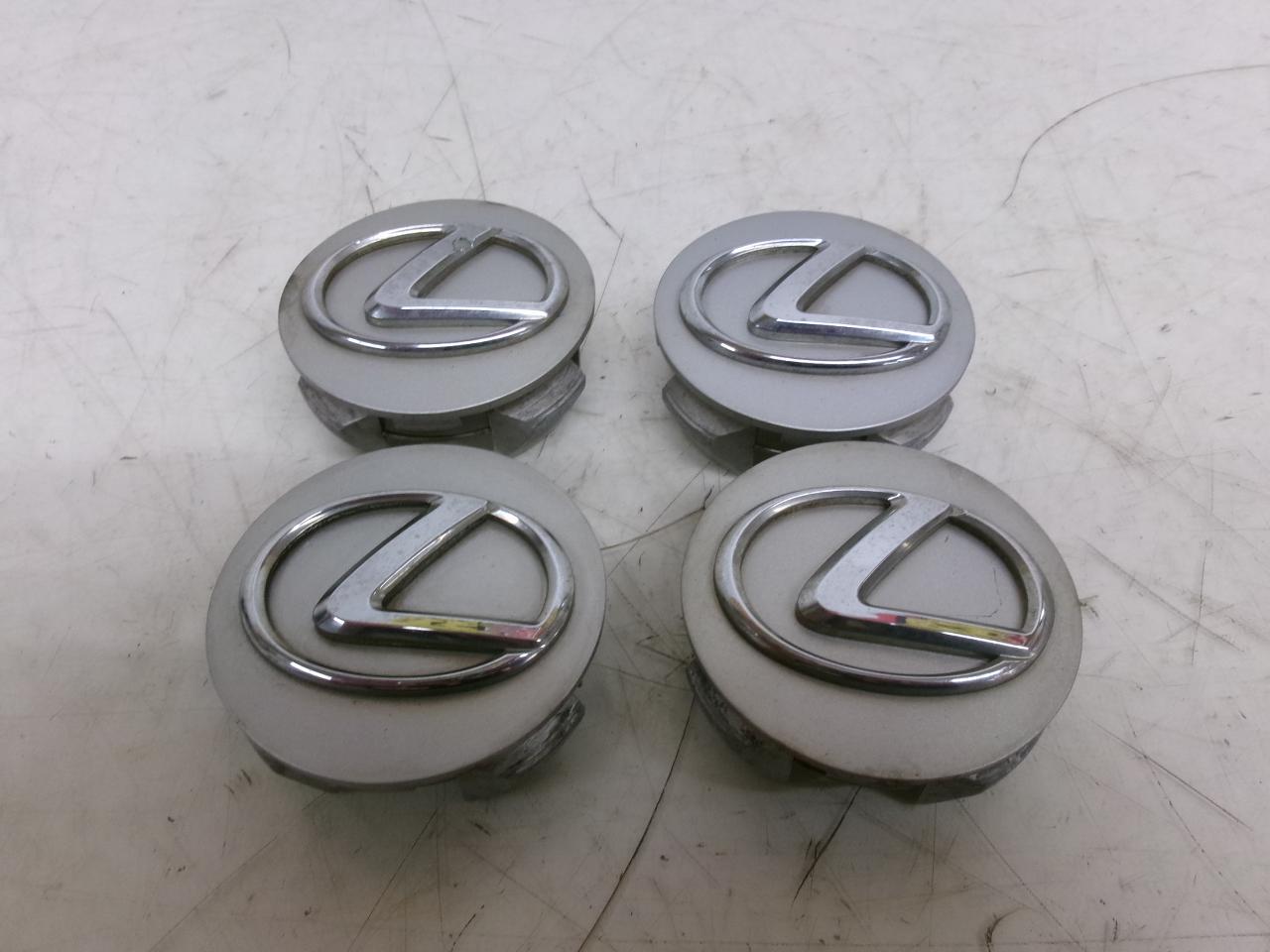 A great find: a genuine Lexus part.
Center cap
Four