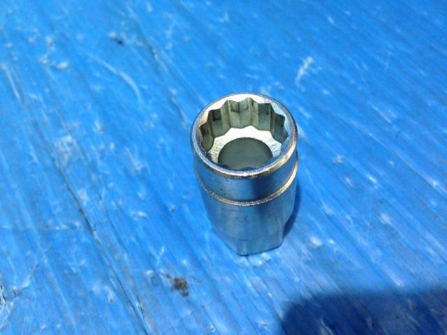 KICS
Wide tread spacer
4015W1-5415mm
M12 × P1.5
100-4
Φ54