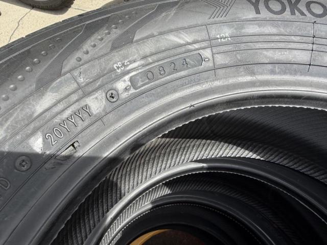YOKOHAMA BluEarth-RV RV03 205/60R16 96H