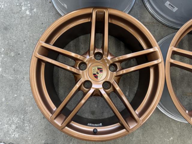 PORSCHE(ポルシェ)991 カレラ ネオジム塗装 純正ホイール