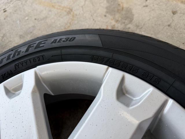 DAIHATSU(ダイハツ) タフト LA900S 純正ホイール+YOKOHAMA BluEarth-FE AE30 + AE01(1本) 165/65R15 81S