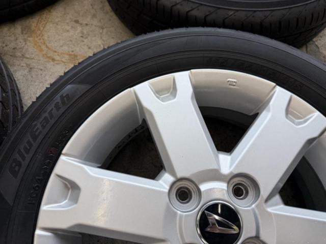 DAIHATSU(ダイハツ) タフト LA900S 純正ホイール+YOKOHAMA BluEarth-FE AE30 + AE01(1本) 165/65R15 81S