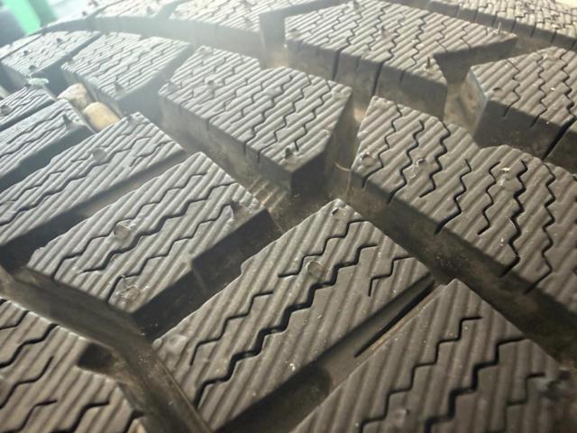 HOT STUFF Exceeder EX10 + DUNLOP WINTERMAXX WM02 195/65R15 91Q
