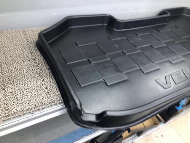 メーカー不明 ラゲッジトレイ