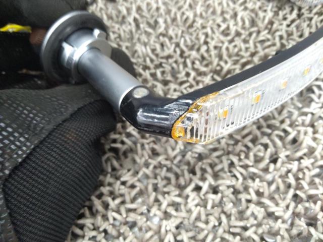 メーカー不明 LEDシーケシャルウインカーバルブ