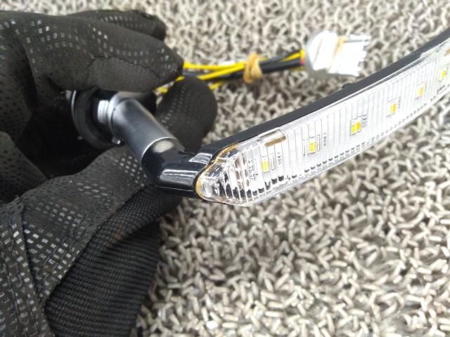 メーカー不明 LEDシーケシャルウインカーバルブ