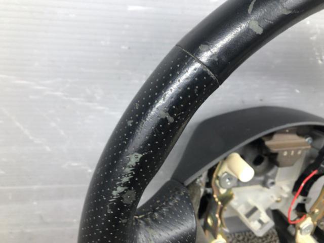 NISSAN
Genuine steering