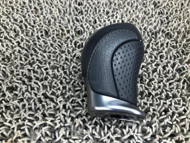 NISSAN
Genuine shift knob