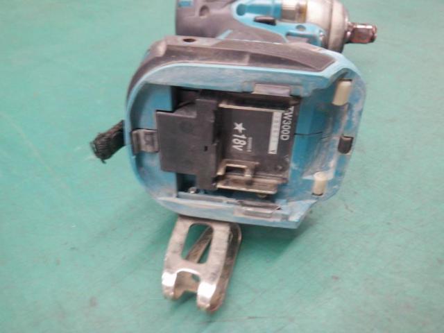 【WG】makita 充電式インパクトレンチ TW300D